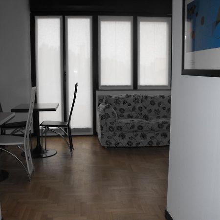 Mini Hotel Wine & Dreams 알바 외부 사진